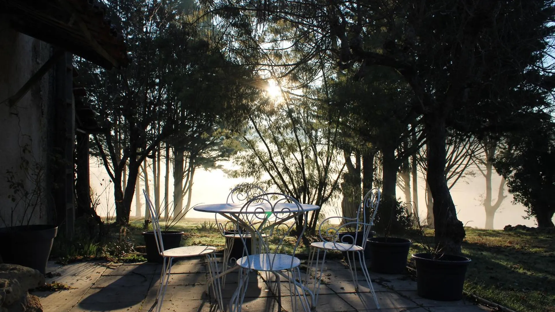 Domaine De Calabel Bed & Breakfast Pouylebon